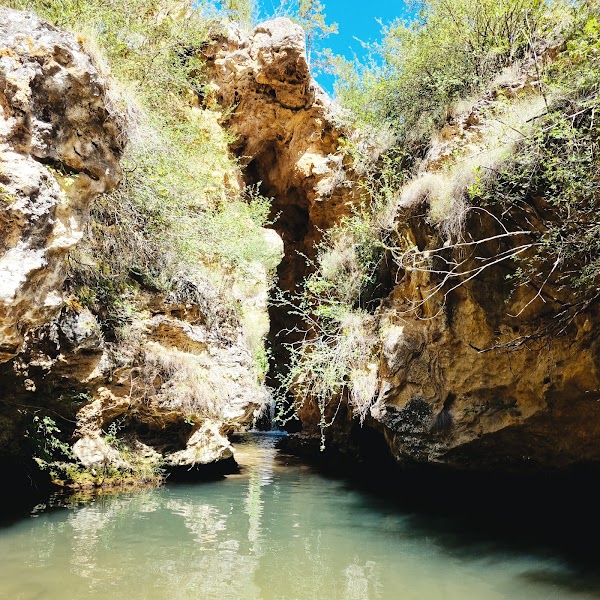 Cascada de Calomarde (Batida o del Molino Viejo)
