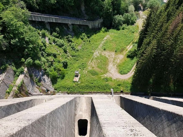 Lago del Brugneto 2