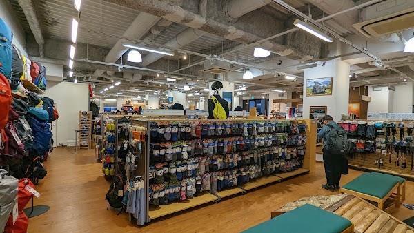 mont-bell Fukuoka Tenjin Store 5