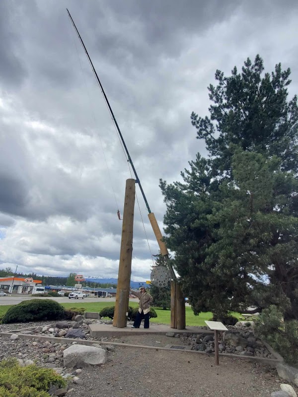 Canada's Largest Fishing Rod 1