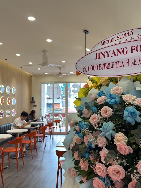 CoCo bubble tea, The cafe Apartments