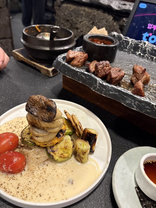 Jeju Rooftop Black BBQ 2
