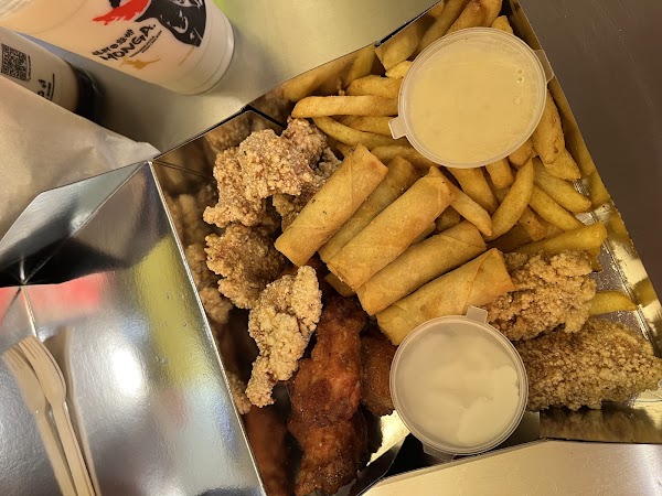 Monga Fried Chicken (Soho) 5