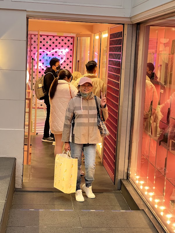 AMORE Omotesando 1
