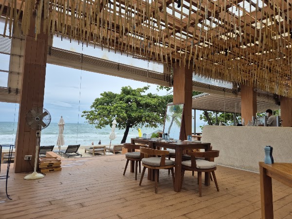 Salt Society – Beach Bar & Kitchen 3