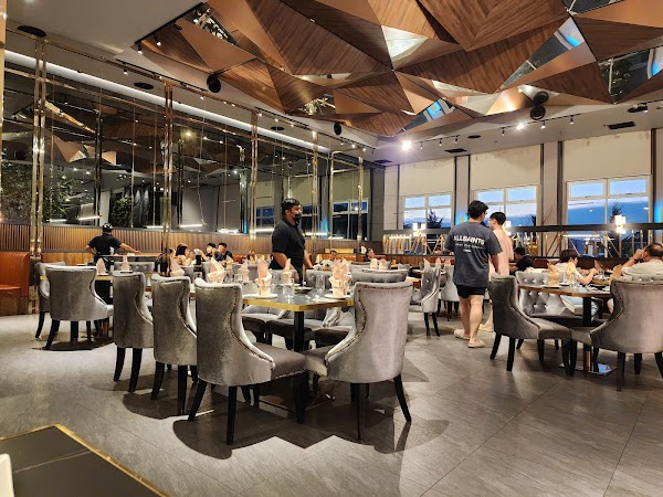 Kuroma Buffet & Dining