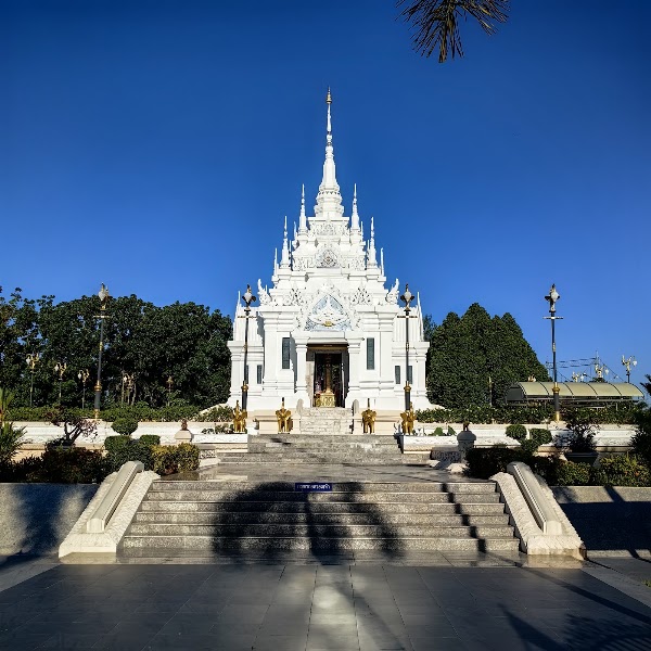 Surat Thani City Pillar Shrine 1