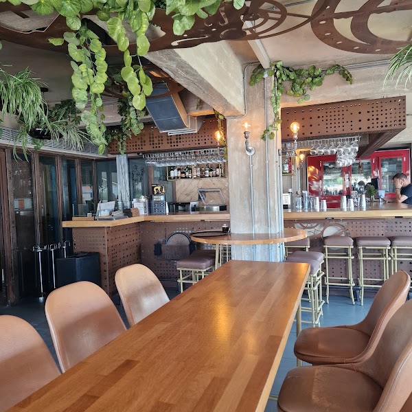 360 Cocktail Bar 5