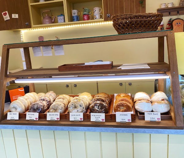 Two Thumbs Up Bakery 3
