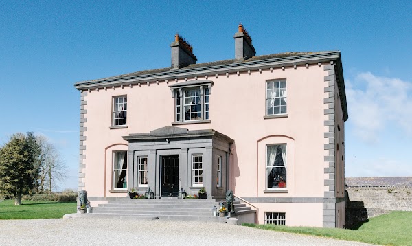 Whitestown House