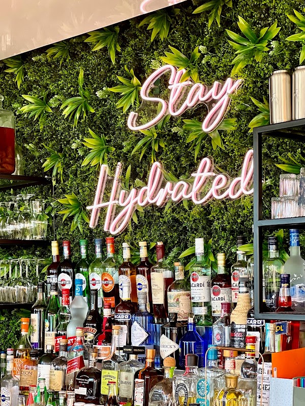 DRY Restaurant & Cocktail Bar