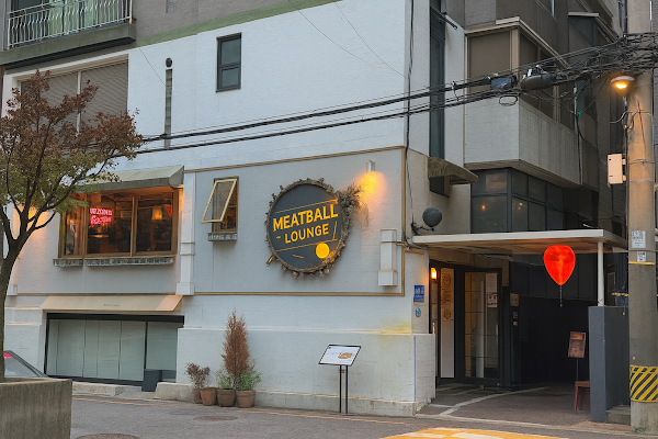 Meatballs Lounge
