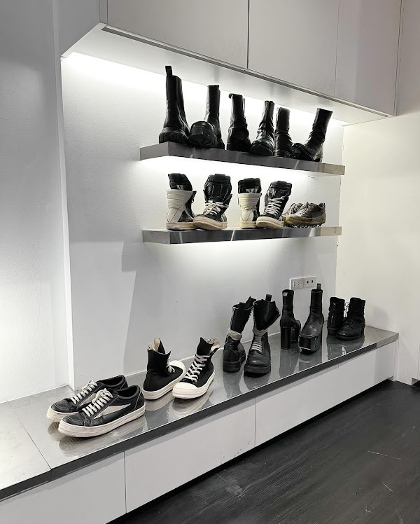 HUMAN HIDEOUT STORE 5