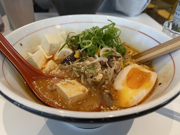 Pink Head Noodle Bar 2