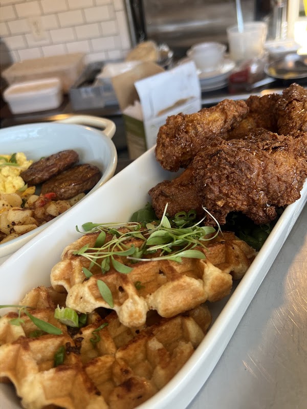 Everybody Eats Cafe' & Restaurant - Benton Park 2