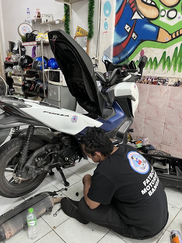 Fatboy's Motorbike Mechanic Bangkok ร้านซ่อมรถ แฟตบอยส์ มอเตอร์ไบค์ 5