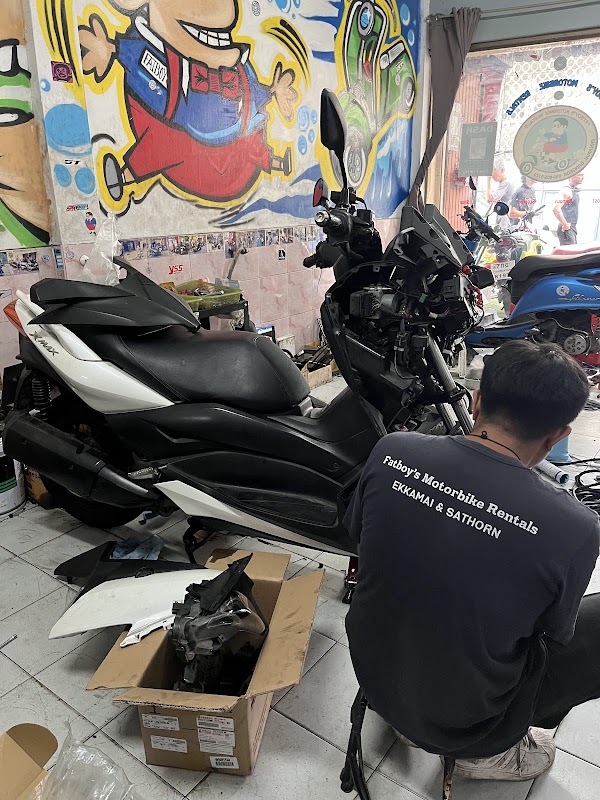 Fatboy's Motorbike Mechanic Bangkok ร้านซ่อมรถ แฟตบอยส์ มอเตอร์ไบค์ 2