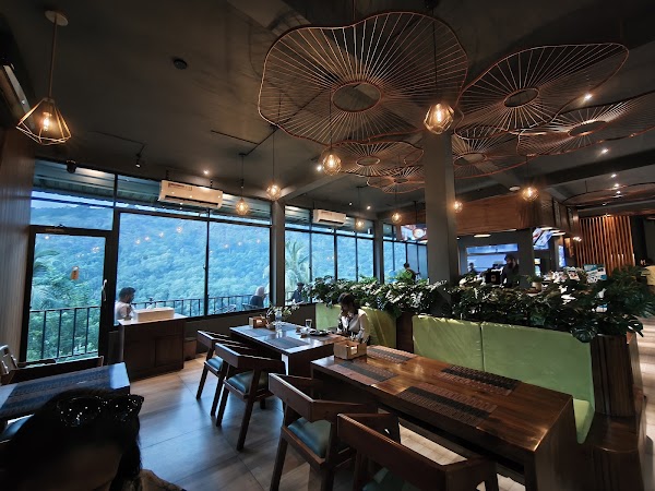 Cafe Omeili 5