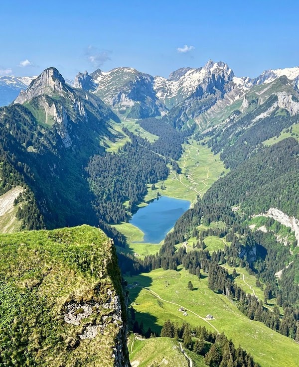 Switzerland 2 18