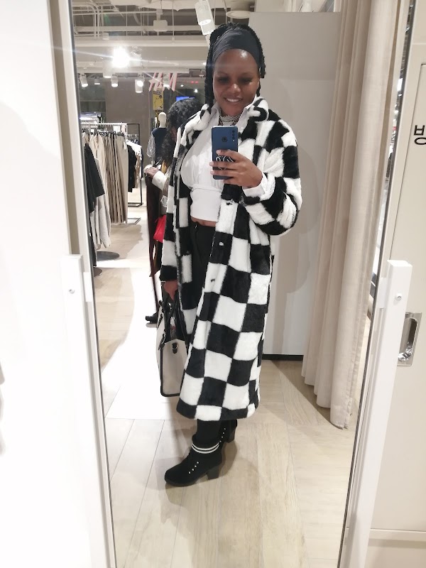 H&M 3