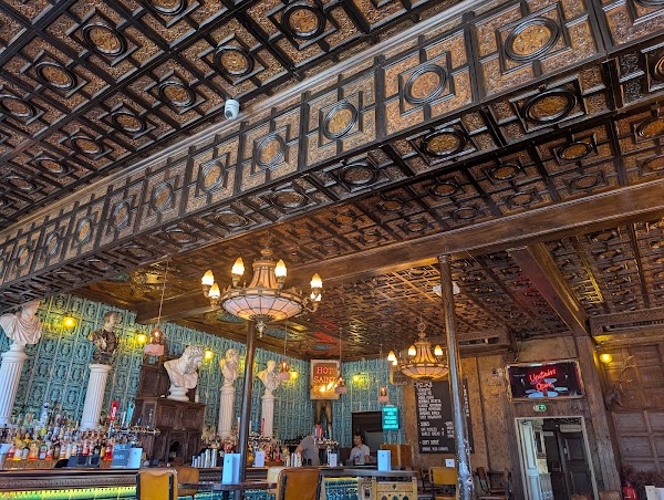 The Old Queens Head 3