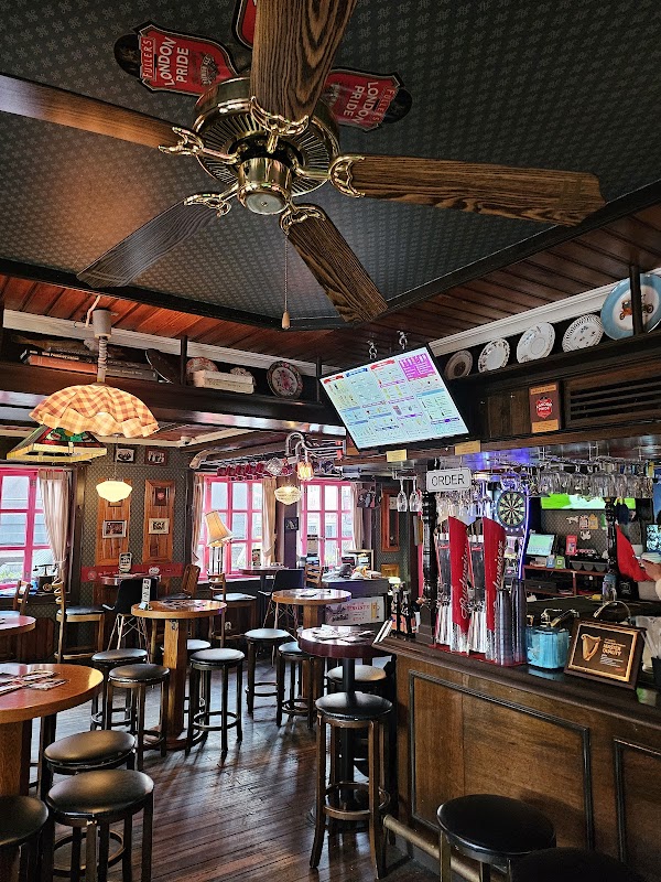 The Rose & Crown Ale House 1