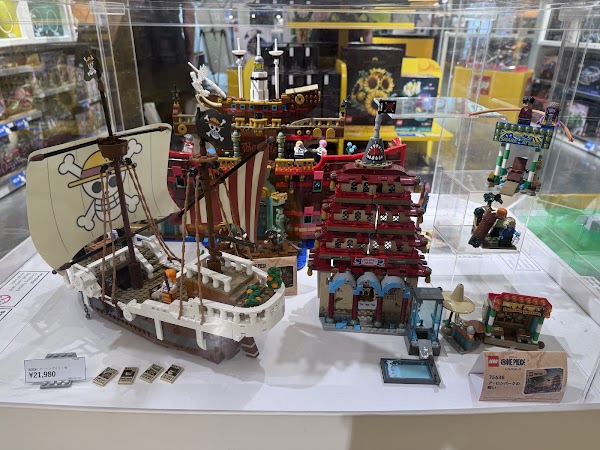 Lego Store Umeda 5