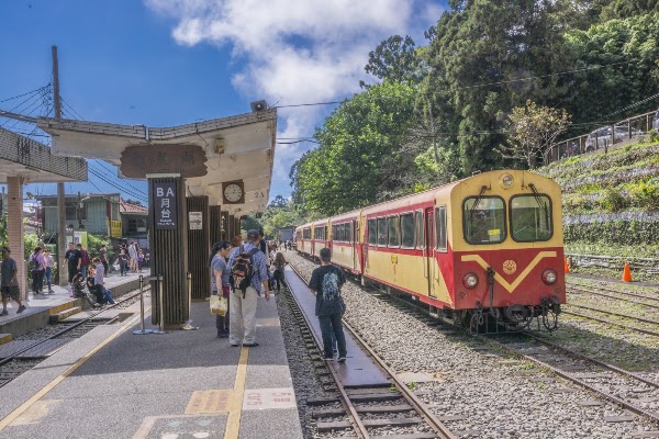 Fen Chi Hu Station 2