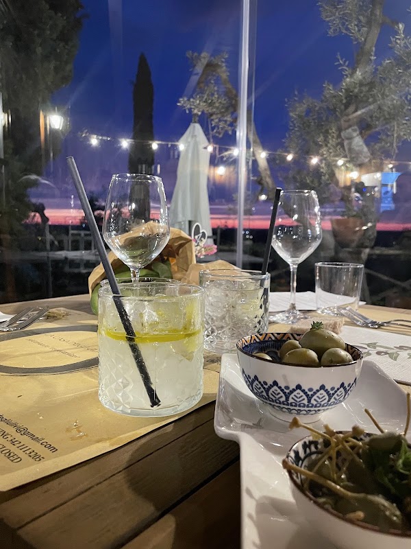 Ristorante Agrituristico Vegetariano La Casa Degli Ulivi 2