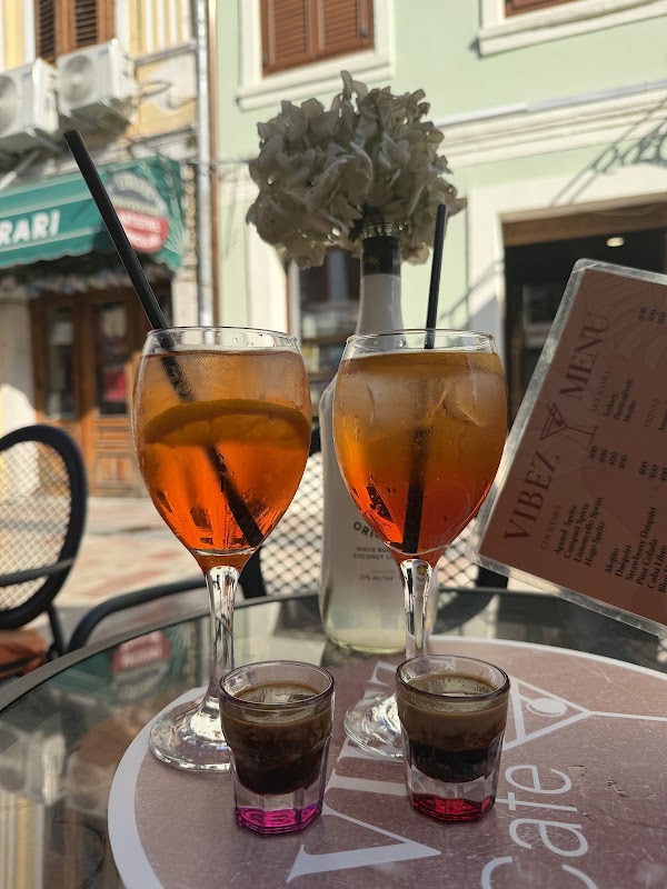 Vibez Café 2