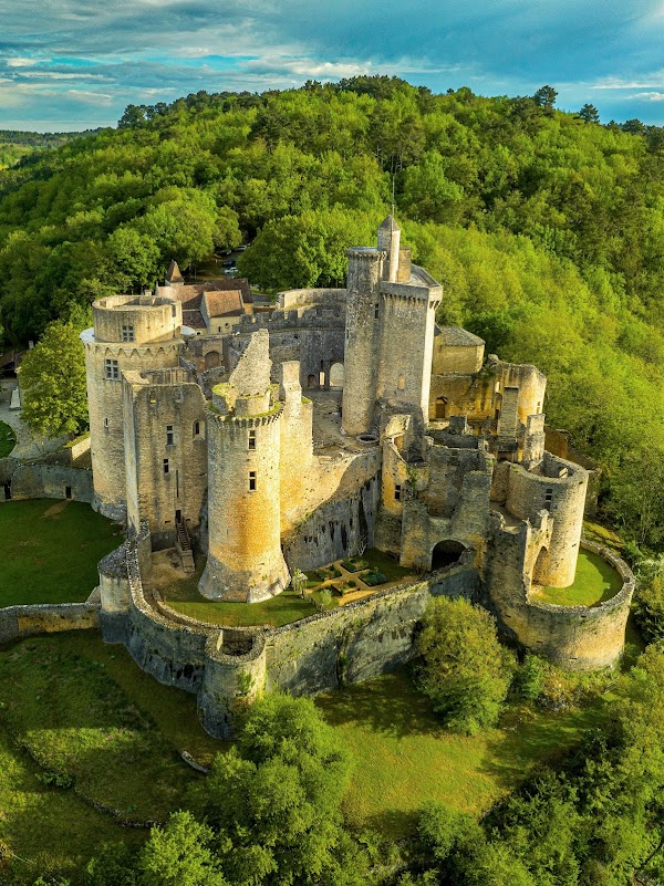 Bonaguil Castle 1