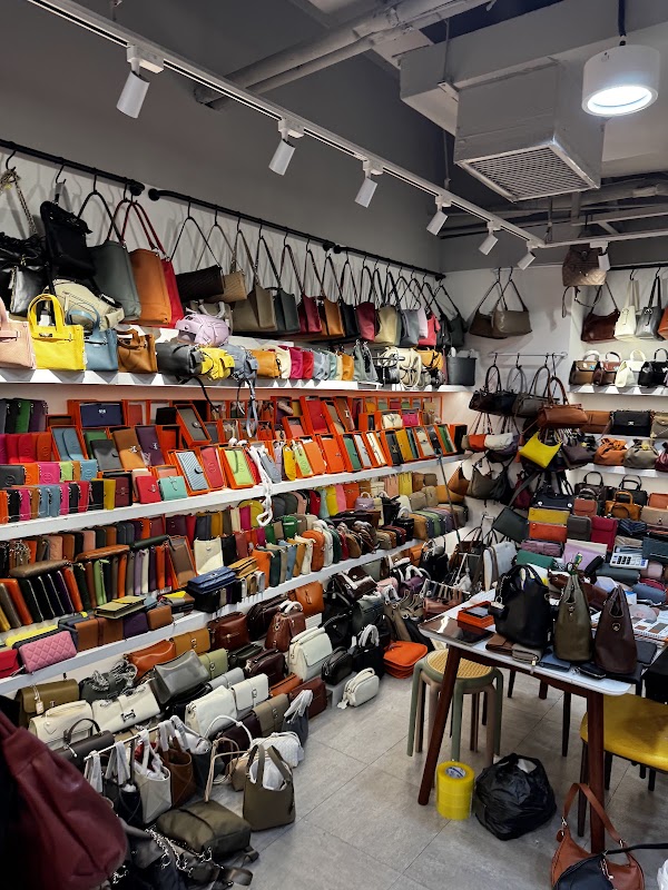 Tianhong Leather Mall 2