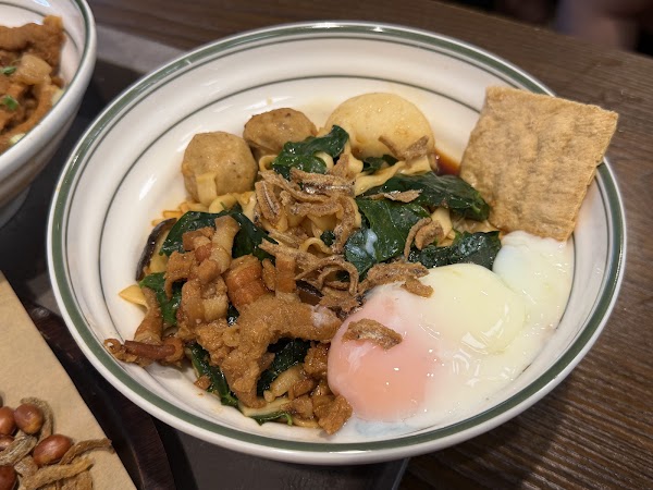 Dong Sheng Cafe 4