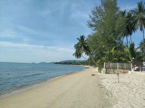Lipa Noi Beach