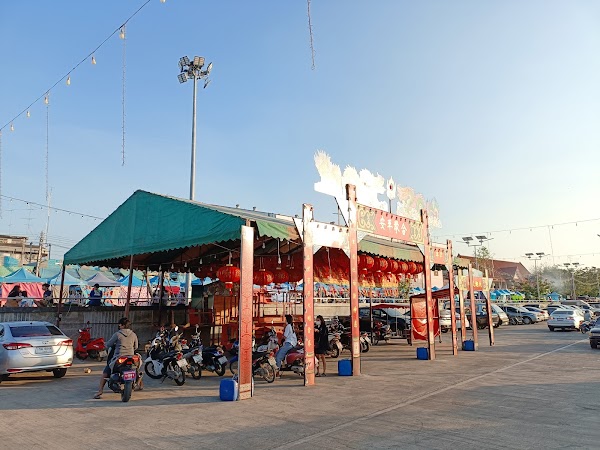 ตลาดมังกร-ถนนคนเดินโพธาราม Dragon Market - Photharam Walking Street 1
