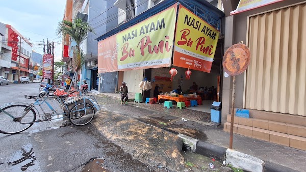 Nasi Ayam Bu Pini