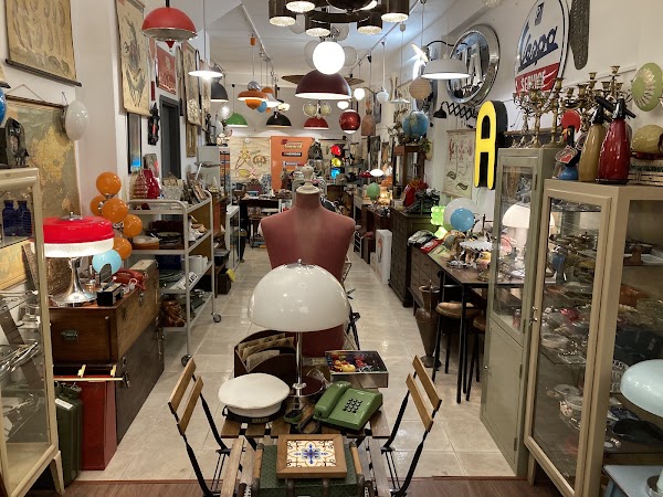 Antike — Vintage Shop