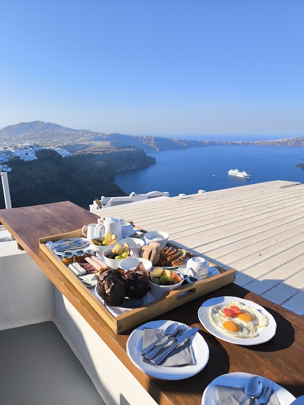 Altana Cafe Bar 5