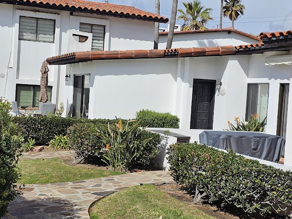 Condominiums La Paloma Beach