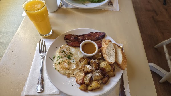 Red House Cafe 5