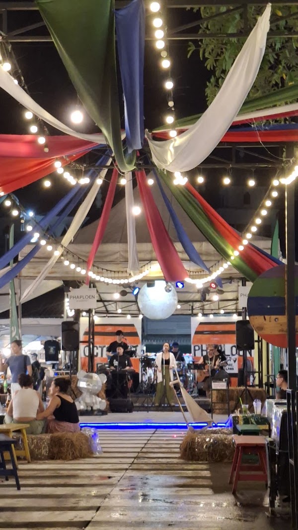 Lannatique Market 4