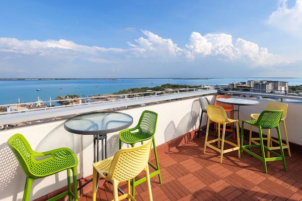 Zen Rooftop Bar