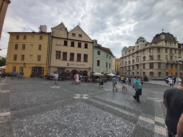 Náměstí Franze Kafky 3