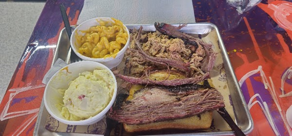 Wicked Oak BarbeQue 4