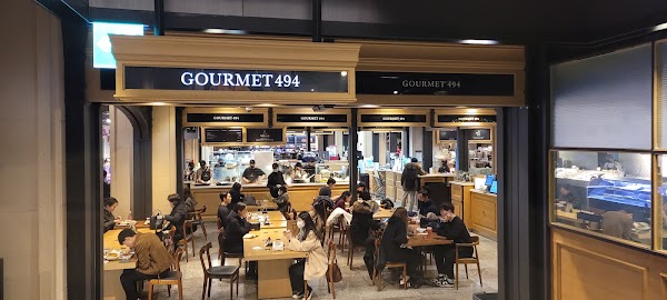 Galleria Department Store Luxury Hall WEST 1
