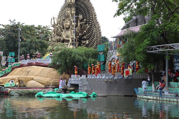 Suoi Tien Theme Park 2