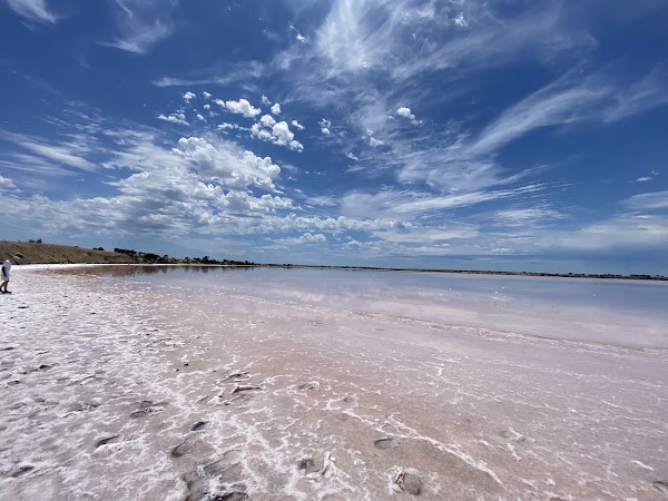 Pink Lake Viewing Area 1
