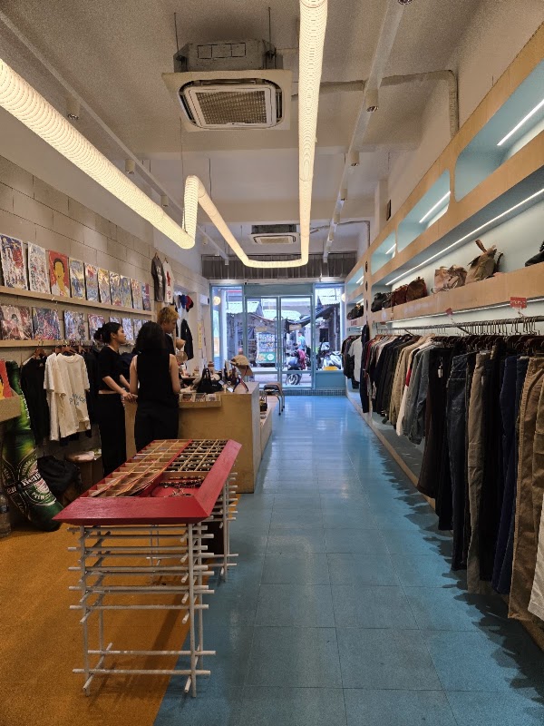 111 Concept Store 3