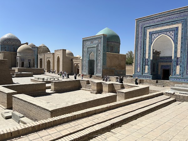 Kusam-ibn-Abbas mausoleum 1
