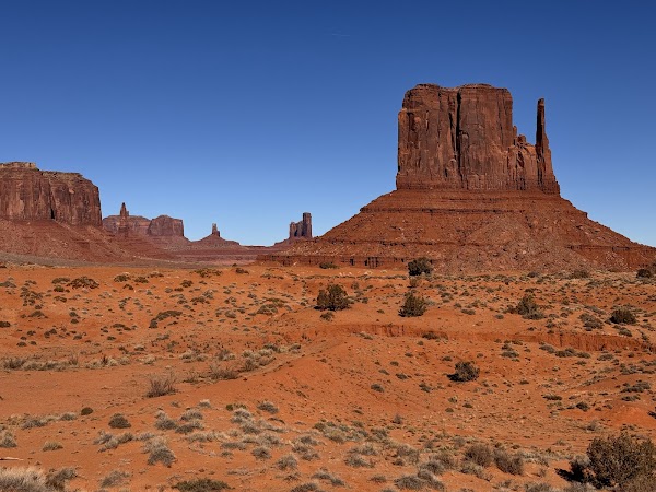 West and East Mitten Buttes